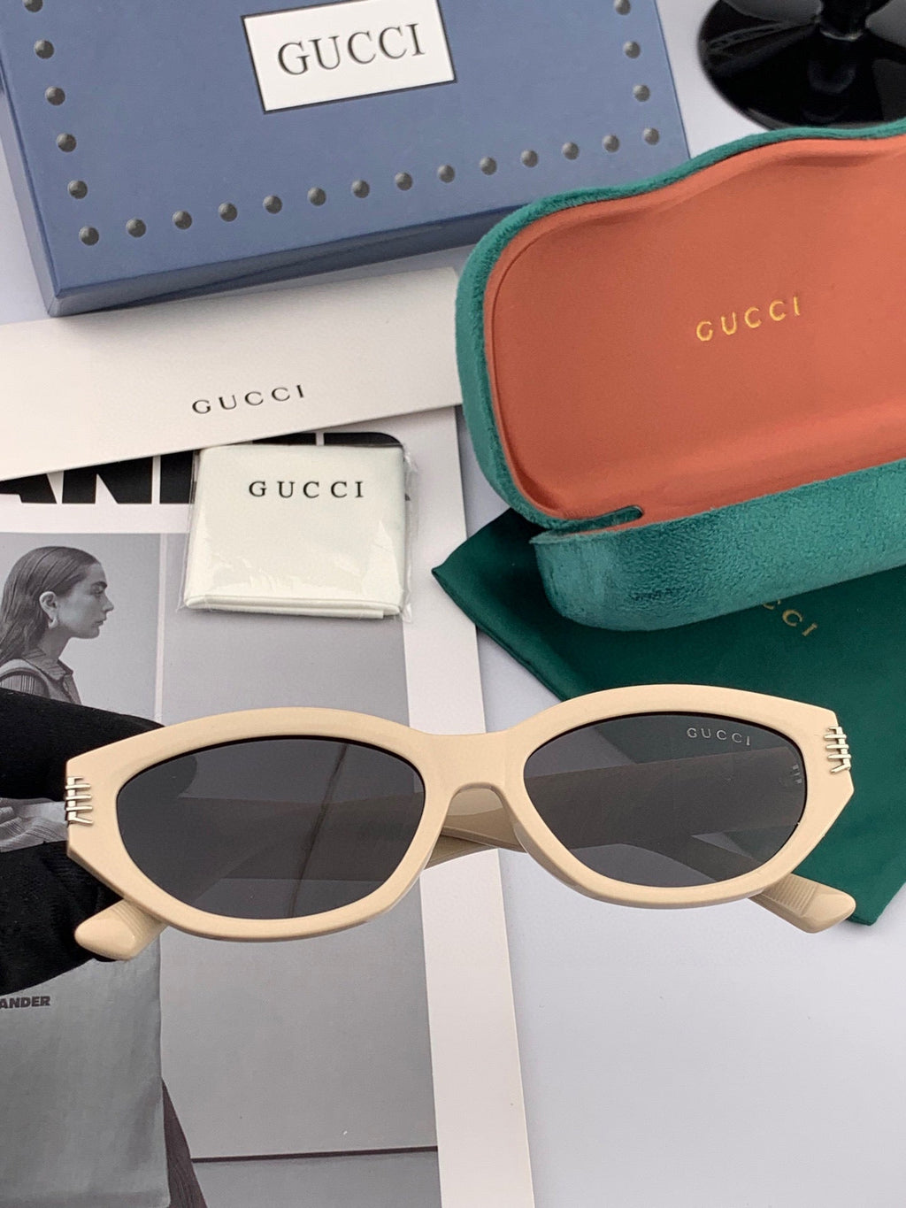 OVAL FRAME SUNGLASSES G0111 IN ACETATE