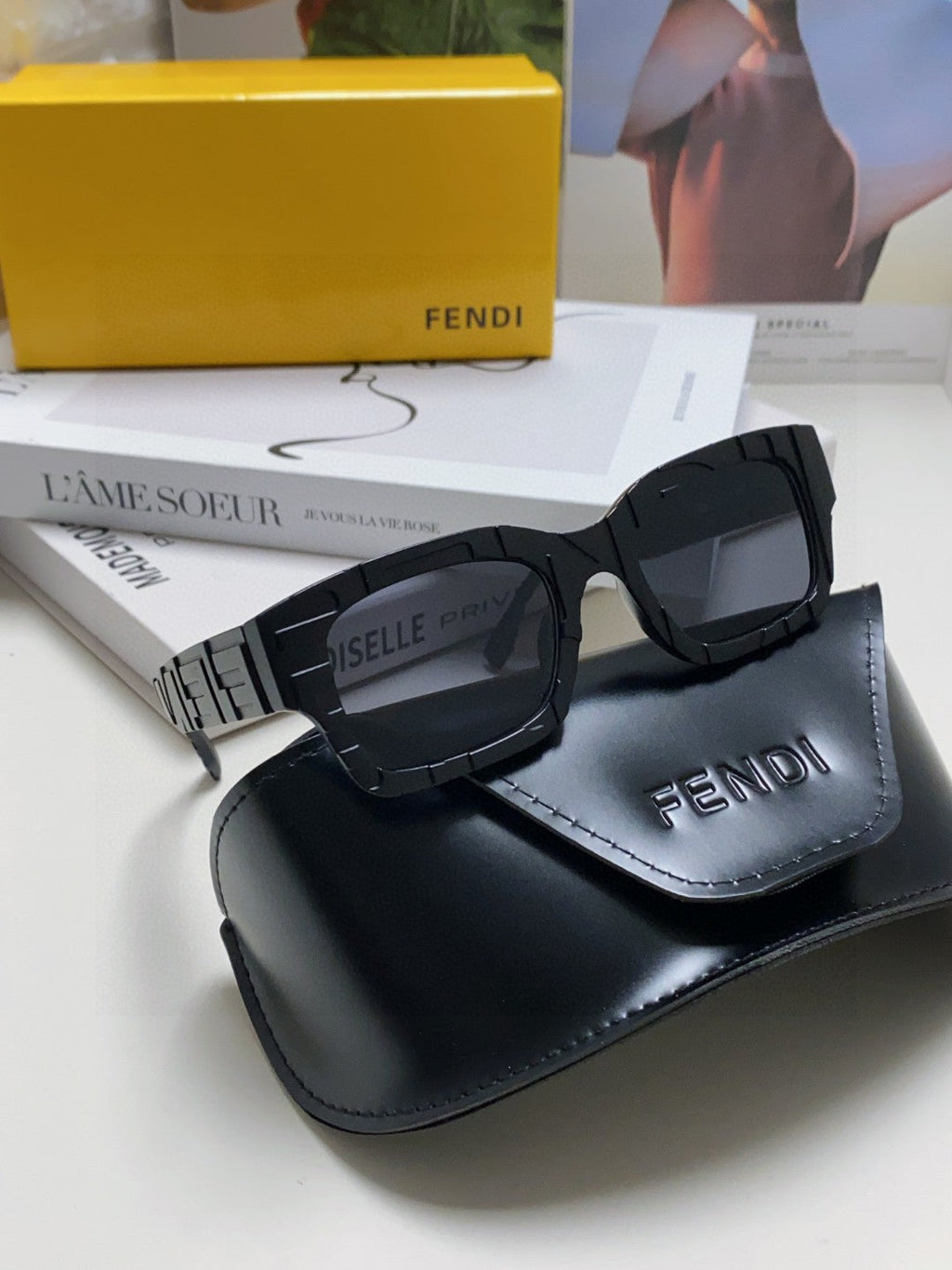 ROMA EMBOSSED RECTANGULAR FRAME SUNGLASSES 527221 IN ACETATE