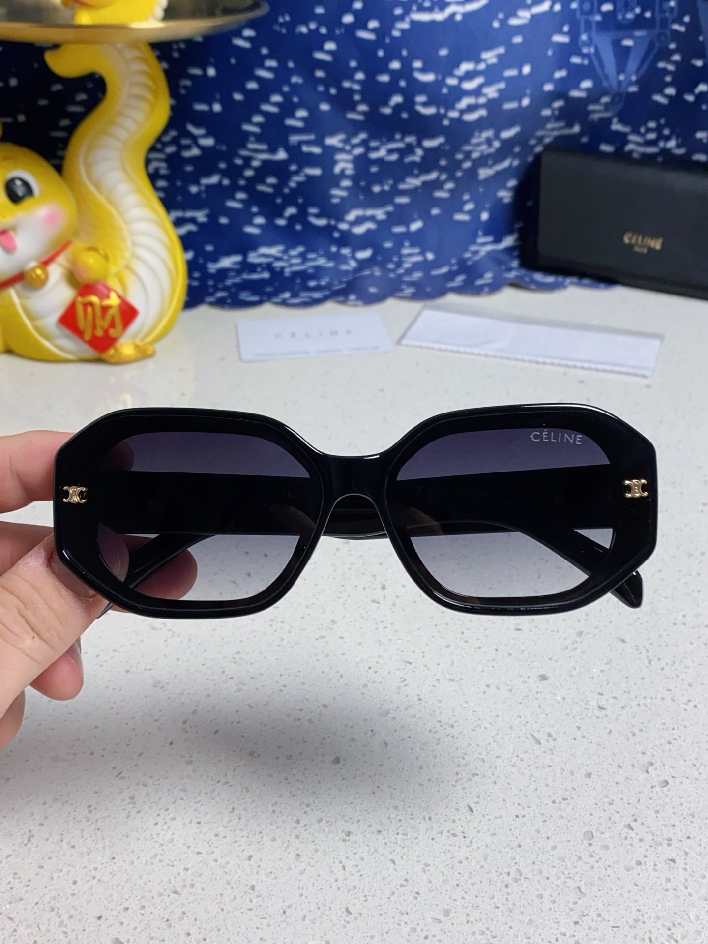 CELINE TRIOMPHE SQUARE SUNGLASS  566743 IN BLACK ACETATE GRADIENT SMOKE LENSES