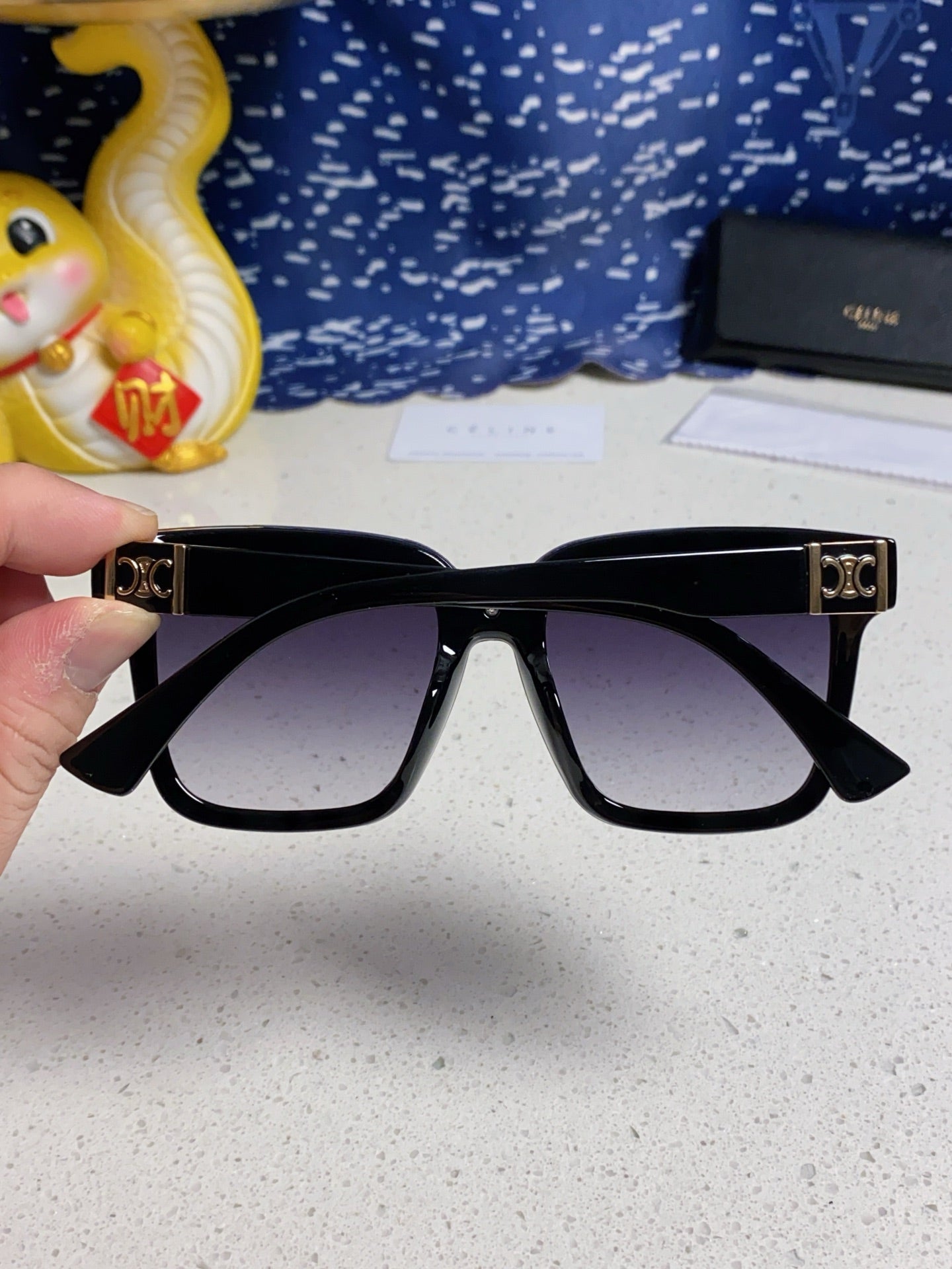 CELINE TRIOMPHE SUNGLASSES 548636 IN BLACK ACETATE GRADIENT SMOKE LENSES